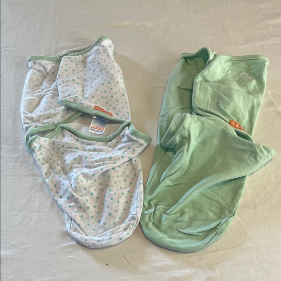 SwaddleMe Green and White Baby Swaddles - Picture 1 of 1